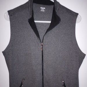 Size M Alia Petite Houndstooth Front Zip Vest, Rhinestones on Zippers, Gorgeous